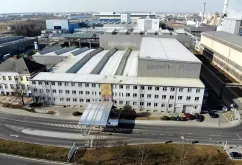 Skladový prostor - PLZEŇ BORSKÁ POLE - prostory s jeřábem ihned k dispozici - Skvrňany (2)