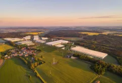 Skladový prostor - STŘÍBRO - skladové a výrobní prostory již od 5 000 m2 - Ostrov u Stříbra (1)