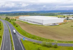 Skladový prostor - CHEB - 21 000 m2 k dispozici - Obilná (1)