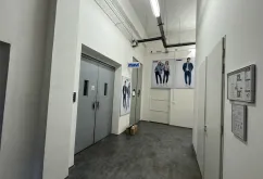 Skladový prostor - Skladové prostory - JANKOVCOVA - prostor 240 m2 - Holešovice (3)