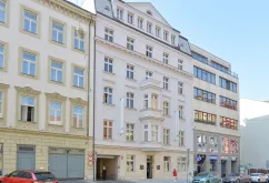 Kancelář - Politických vězňů 10 (Newton House) - Praha 1 (1)