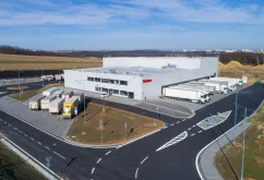 Skladový prostor - OSTRAVA PORUBA - skladové prostory od 3 200 m2 - Poruba (1)