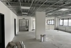 Skladový prostor - TUCHOMĚŘICE - SHOWROOM, OBCHOD, KANCELÁŘ - Tuchoměřice (2)