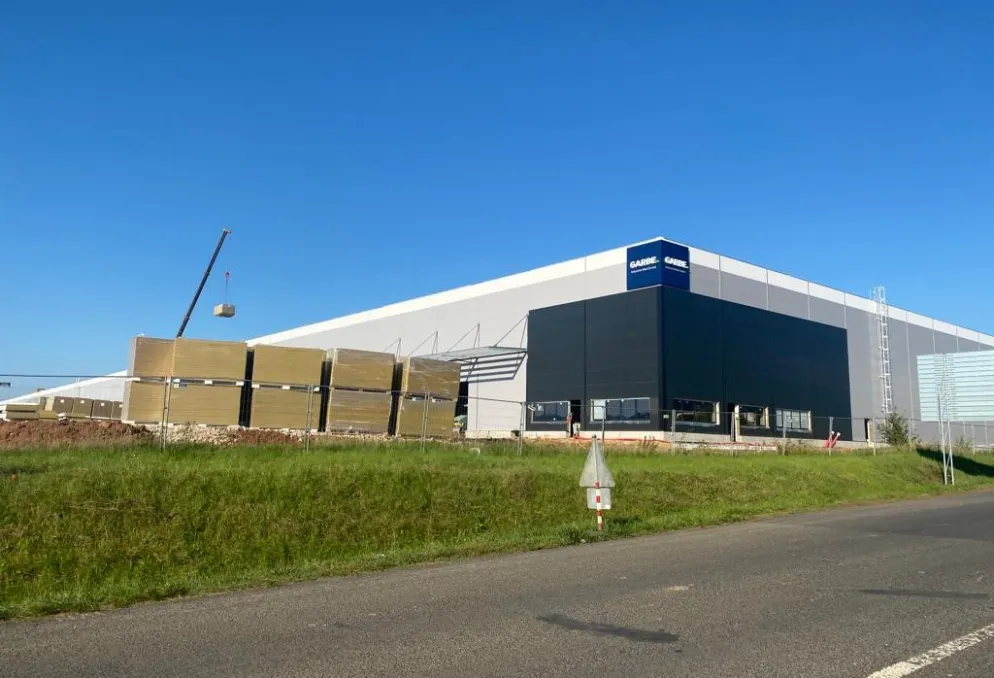 Skladový prostor - KLÁŠTEREC NAD OHŘÍ - již od 3 500 m2 - Vernéřov (1)