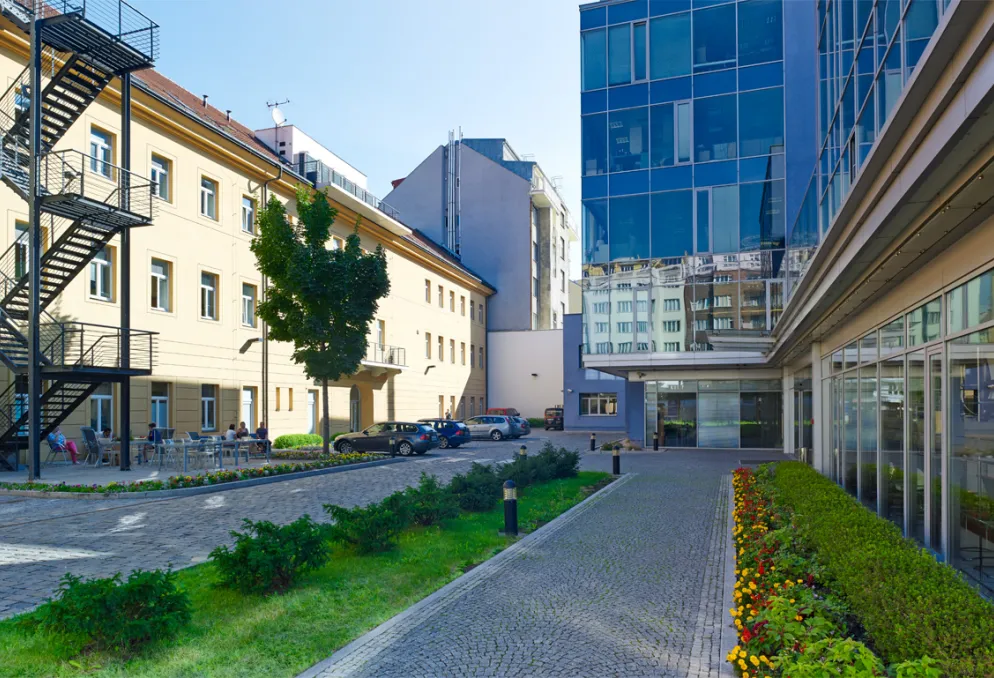 Kancelář - Meteor Centre Office Park A/B/C - Praha 8 (2)
