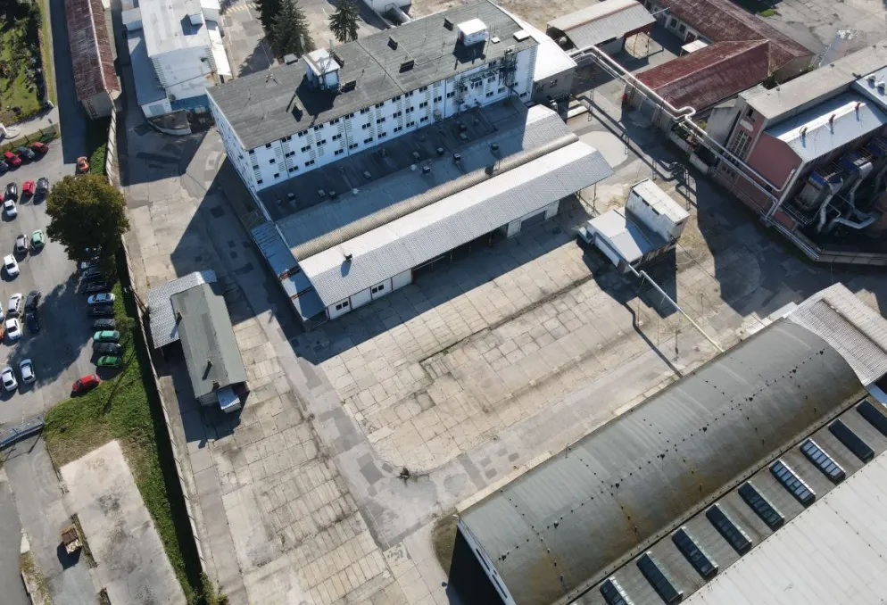 Skladový prostor - UHERSKÉ HRADIŠTĚ - 4 200 m2, IHNED k dispozici - Mařatice (2)