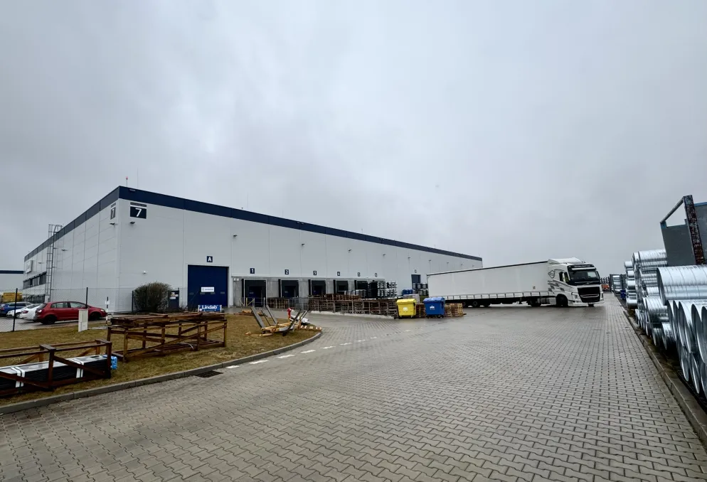 Skladový prostor - PAVLOV - 6 000 m2 k dispozici IHNED - Pavlov (2)