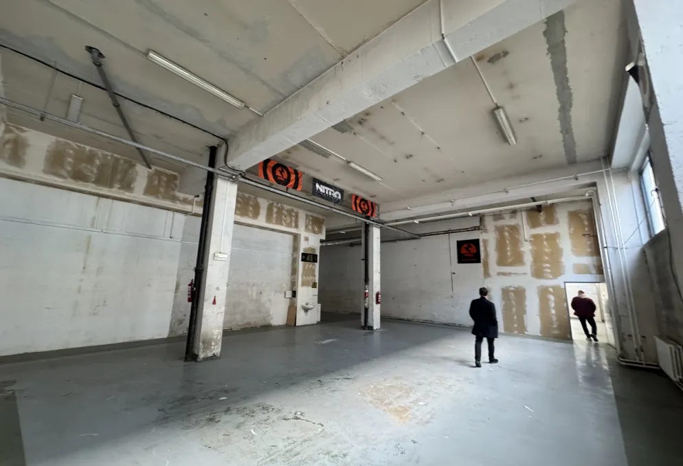 Skladový prostor - Skladové prostory - JANKOVCOVA - prostor 240 m2 - Holešovice (4)