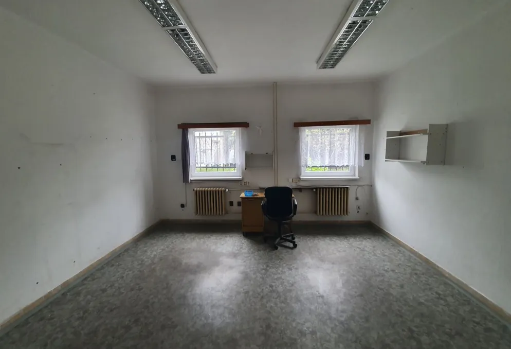 Skladový prostor - ČESKÉ BUDĚJOVICE - ihned k dispozici - České Budějovice 4 (6)