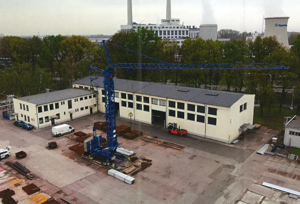 Skladový prostor - PARDUBICE SEMTÍN - hala 900 m2 + venkovní plochy 6 000 m2 - Semtín (1)