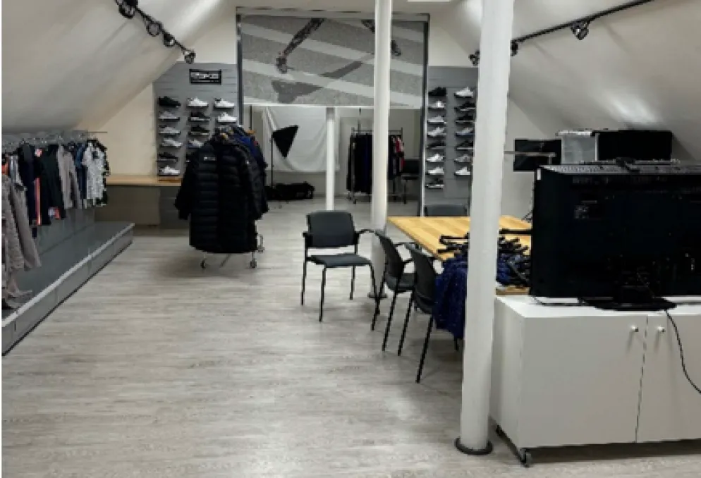 Skladový prostor - PRAHA 6 - sklad/showroom/kanceláře obsazeno - Ruzyně (5)