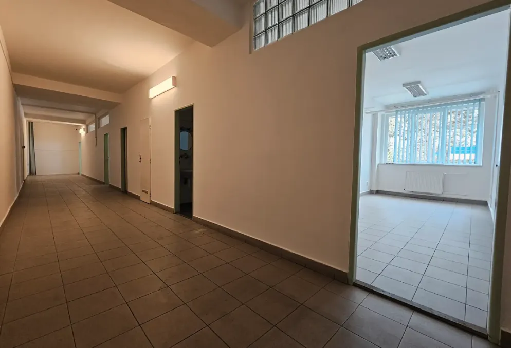 Skladový prostor - ČAKOVICE - skladové prostory ihned k dispozici - Čakovice (13)