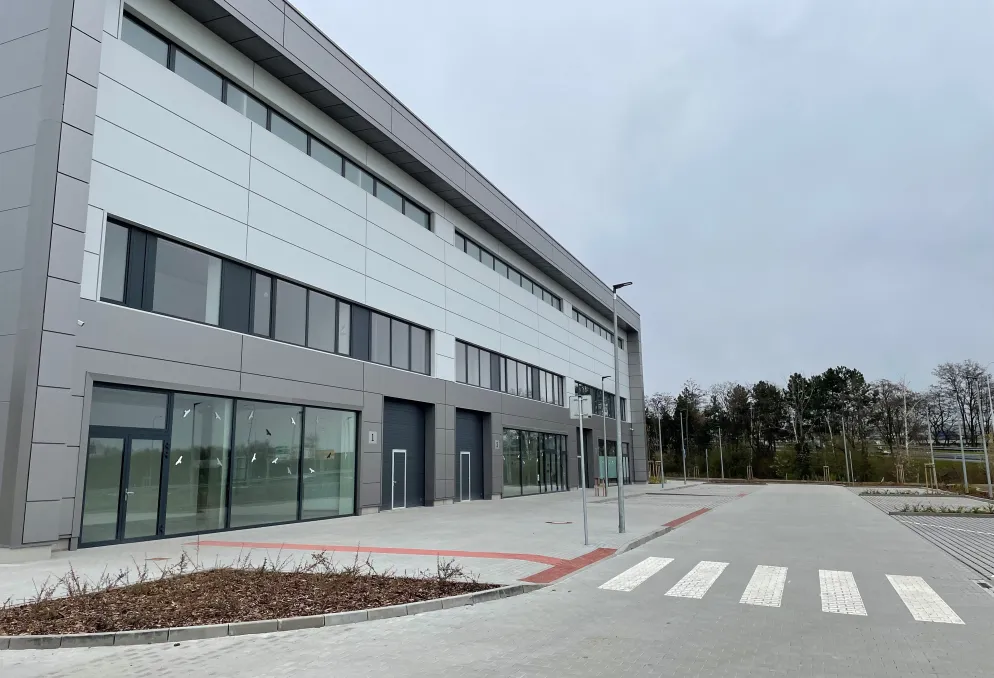 Skladový prostor - ČERNÝ MOST - plně obsazeno - Horní Počernice (1)