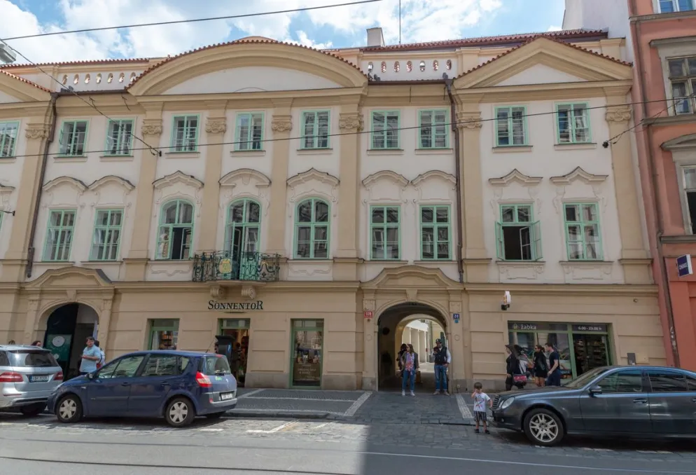 Kancelář - Harrachovský palác - Praha 1 (1)