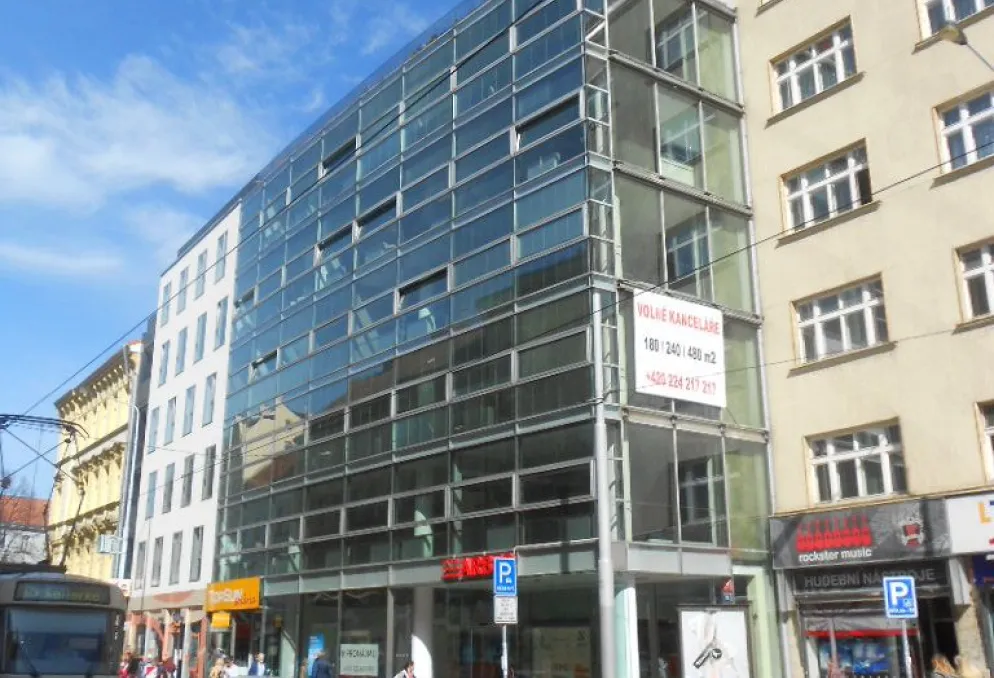 Kancelář - Palác Arbes - Praha 5 (1)