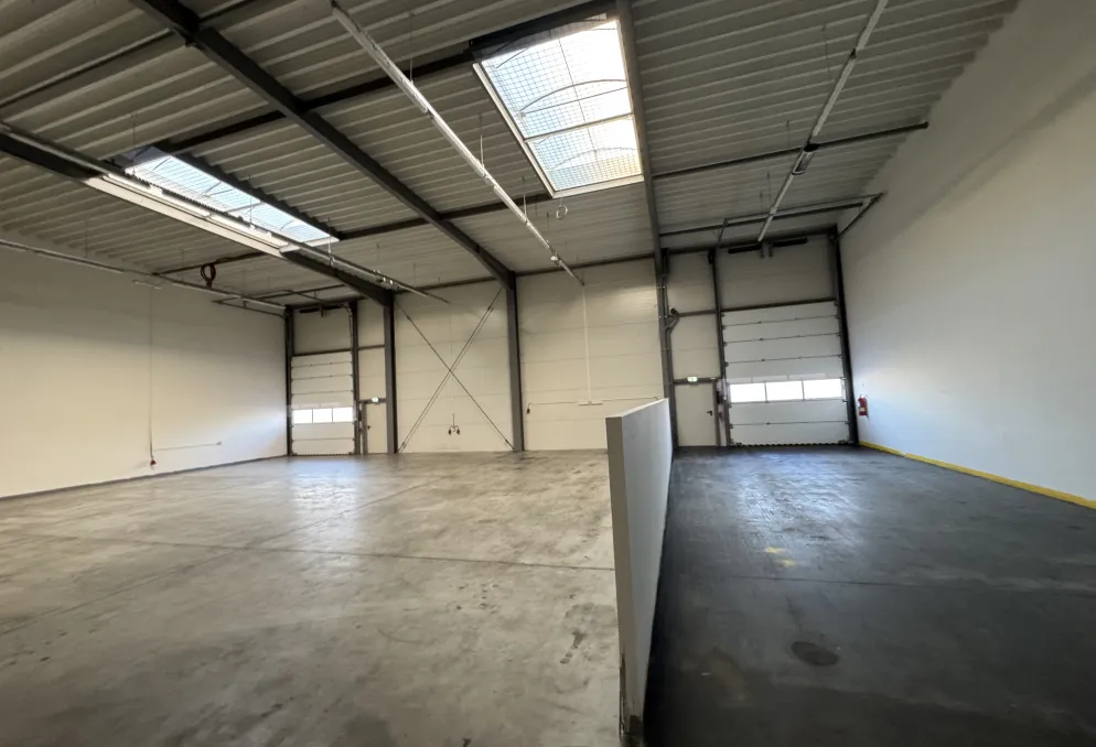 Skladový prostor - ZÁPY - ihned k dispozici 270 m2 - Zápy (16)