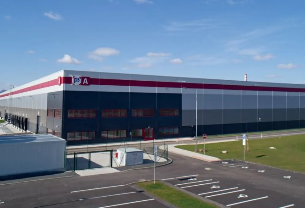 Skladový prostor - LOVOSICE -  skladové jednotky od 6 000 m2 - Lovosice (1)