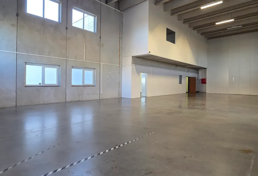 Skladový prostor - HOVORČOVICE - plně obsazeno - Hovorčovice (7)