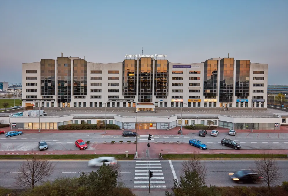 Kancelář - Airport Business Centre - Praha 6 (1)