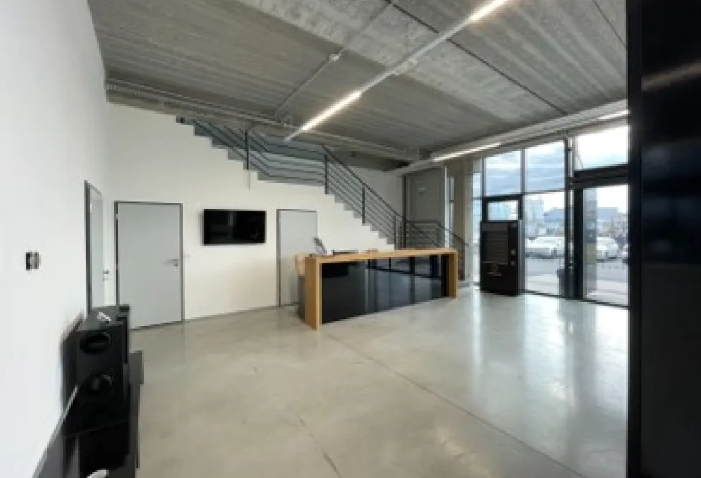 Skladový prostor - BRNO - jednotka pro sklad a showroom - Štýřice (4)