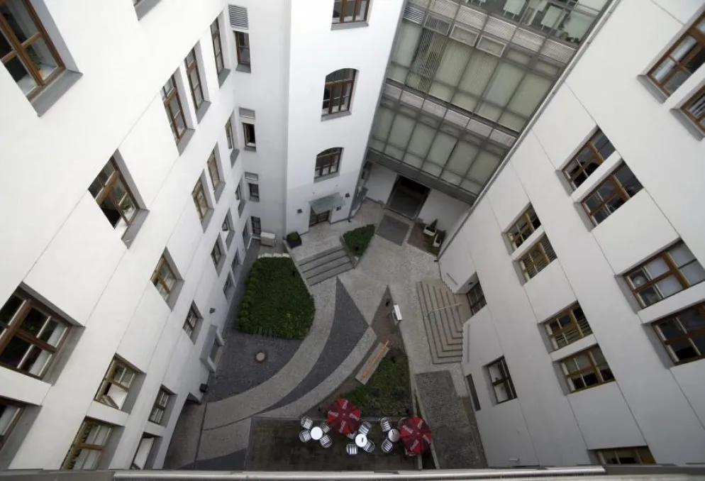 Kancelář - Lazarská Business Centrum - Praha 2 (3)