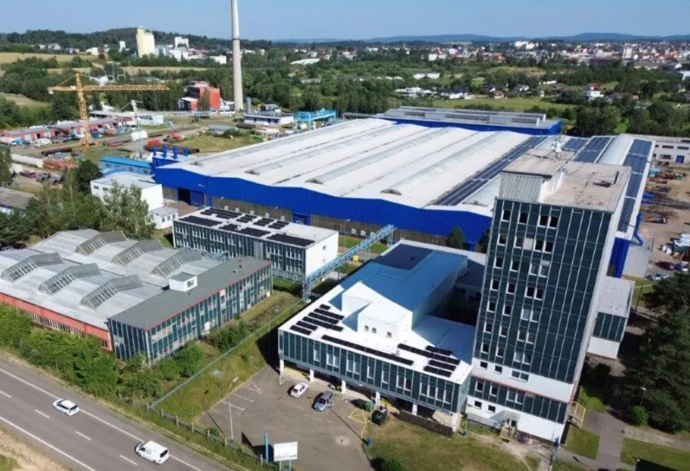 Skladový prostor - BENEŠOV - skladové a výrobní prostory s jeřábem - Benešov (1)