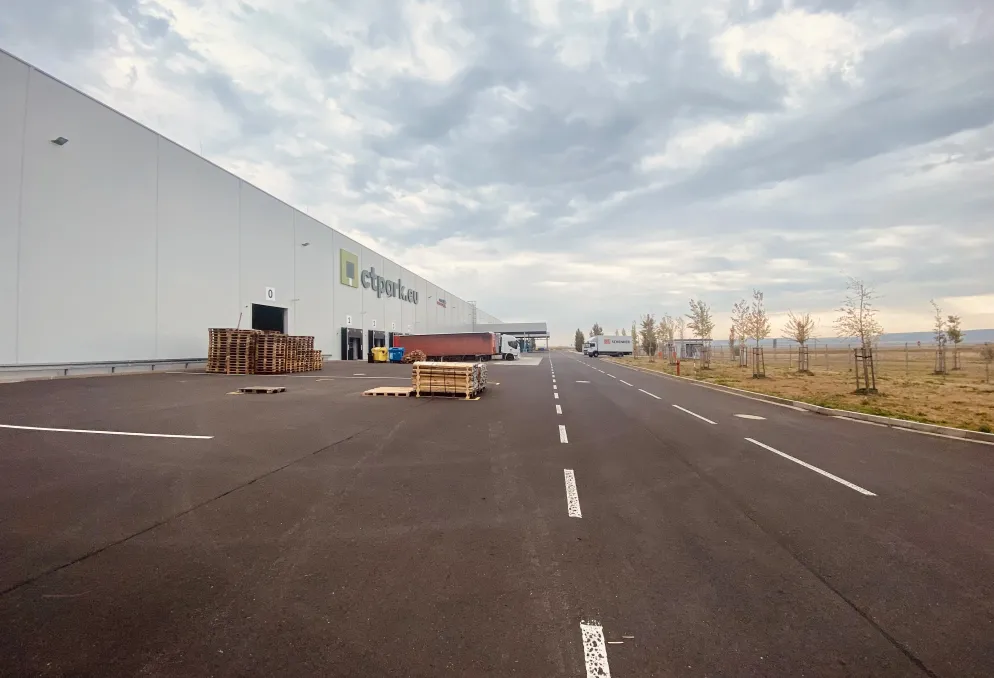 Skladový prostor - ŽATEC - průmyslová zóna ke skladování a výrobě, jednotky od 4 000 m2 - Nehasice (7)
