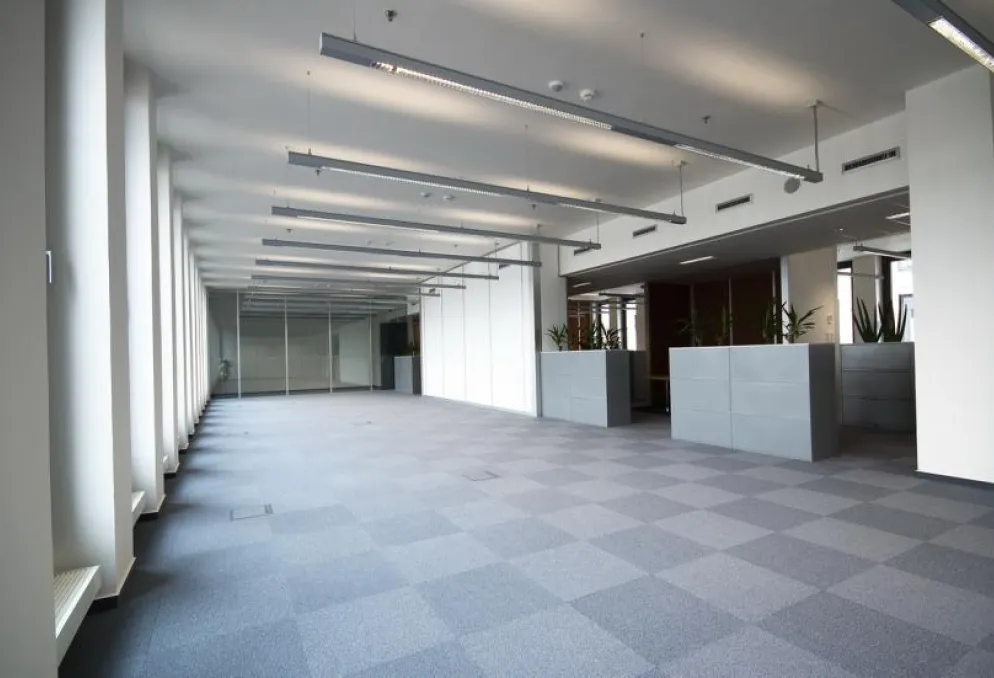 Kancelář - Uniqa Business Centrum - Brno-střed (7)