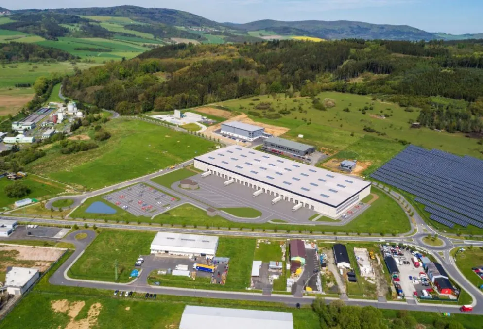 Skladový prostor - KLATOVY - jednotky již od 5 000 m2 - Golčův Jeníkov (1)