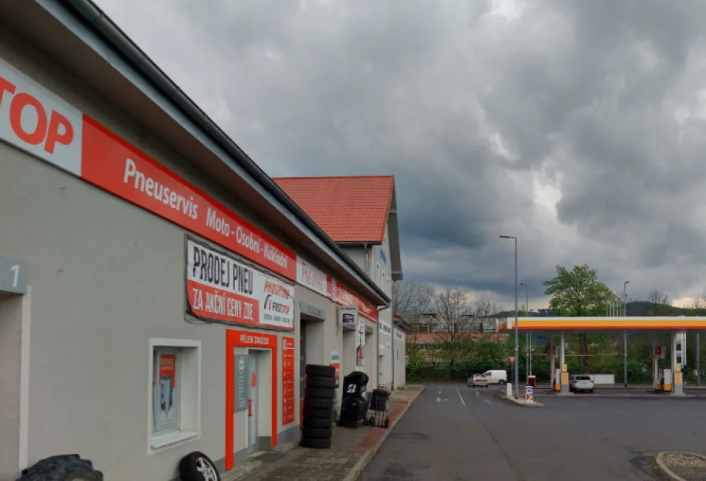 Skladový prostor - KARLOVY VARY - prostory  460 m2 k dispozici - Bohatice (1)