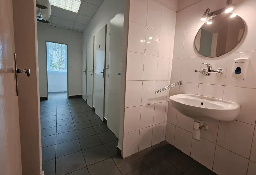 Skladový prostor - ČAKOVICE - skladové prostory ihned k dispozici - Čakovice (11)