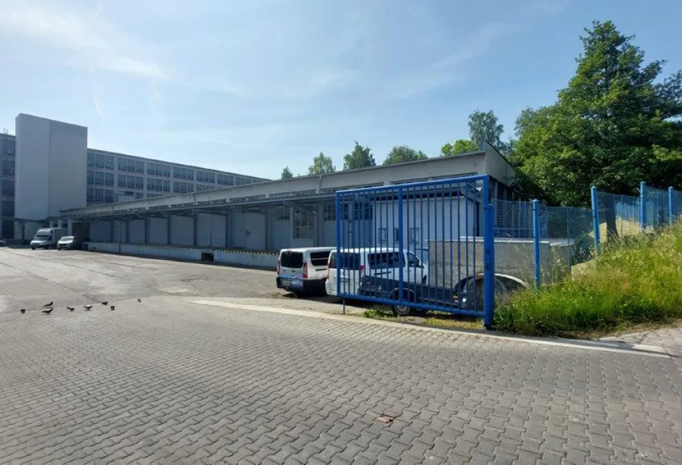 Skladový prostor - PÍSEK - skladové plochy k dispozici - Budějovické Předměstí (3)