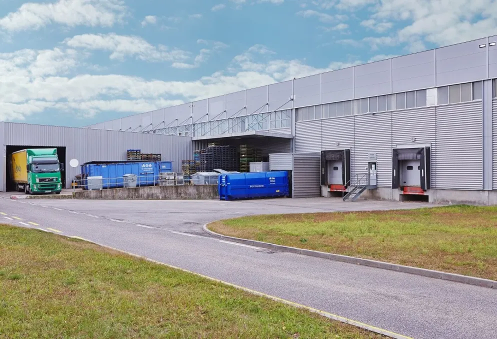 Skladový prostor - HRUŠKY - skladové jednotky od 6 000 m2 - Hrušky (2)