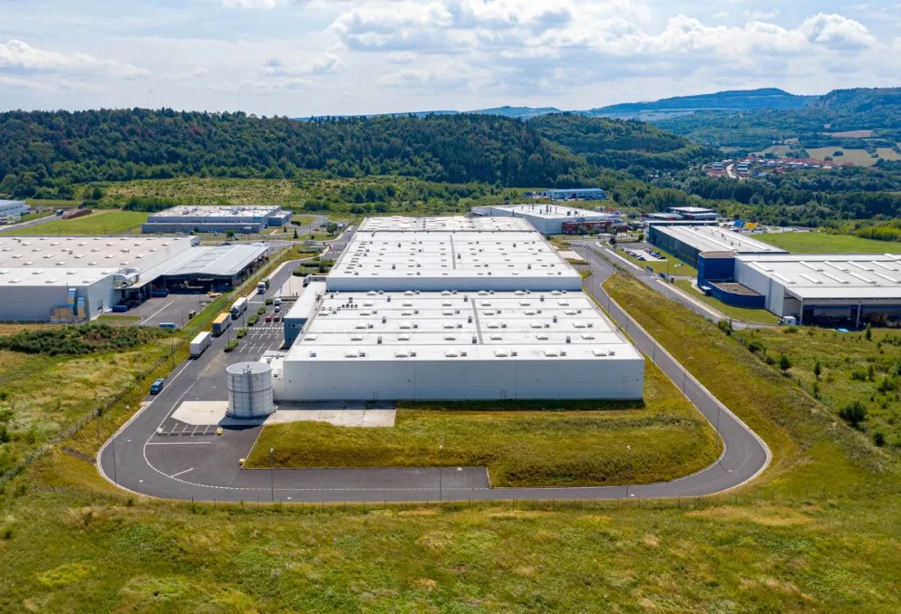 Skladový prostor - KADAŇ - 4 000 m2 ve výstavbě k dispozici - Kadaň (4)