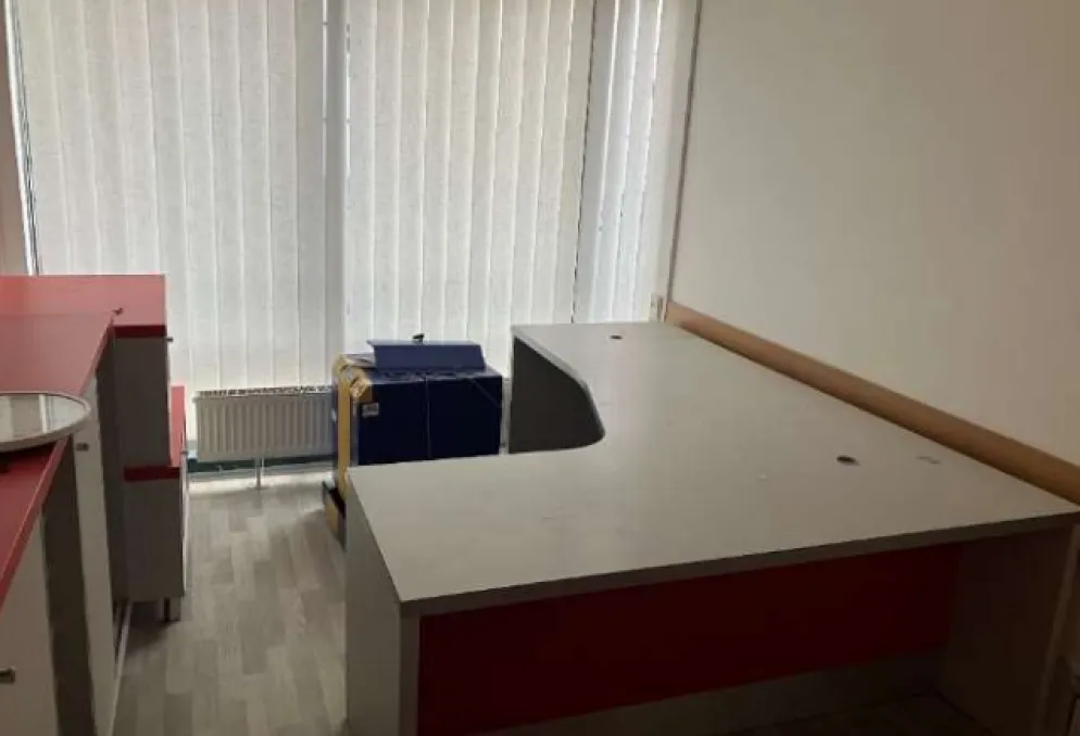 Skladový prostor - FLORA - 250 m2 k dispozici - Vinohrady (2)