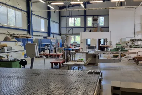 LIBEREC letiště - skladové a výrobní prostory k dispozici ihned