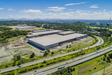 OSTRAVA D1 -  průmyslový park jednotky od 1 500 m2