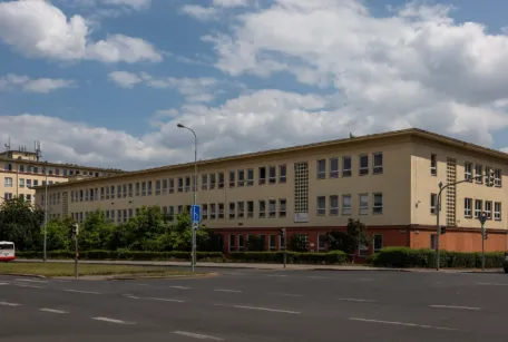 Skladový prostor - MALEŠICE - 600 m2, červenec - bude potvrzeno - Strašnice (1)