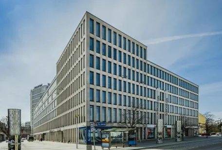 Kancelář - Uniqa Business Centrum - Brno-střed (1)