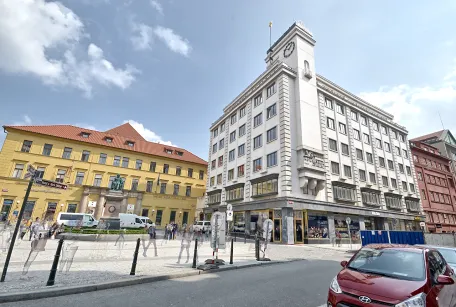 Palác Zlatý Kříž