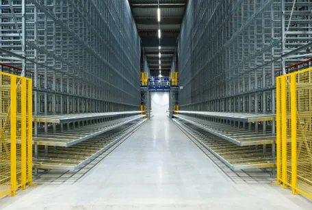 HUSTOPEČE - skladovací jednotky od 3 000 m2